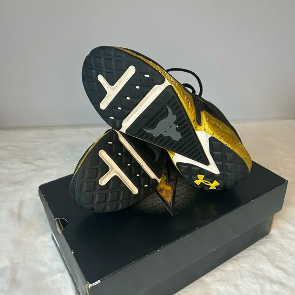 Under Armour Project Rock Shoes Anti Hero Black Yellow 7Y Womens 8.5 Black Adam - Picture 7 of 8